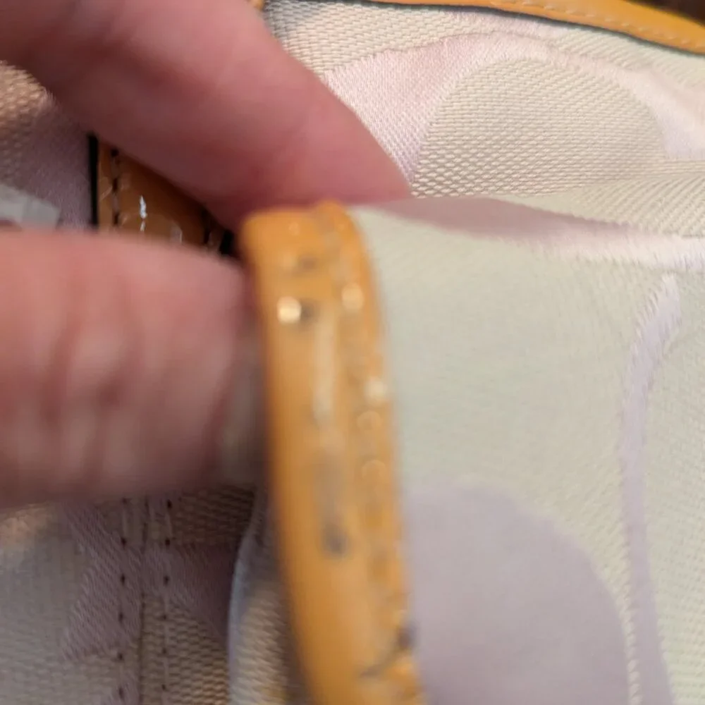 Coach Vintage Small Pink Bag NWT - Picture 9 of 12